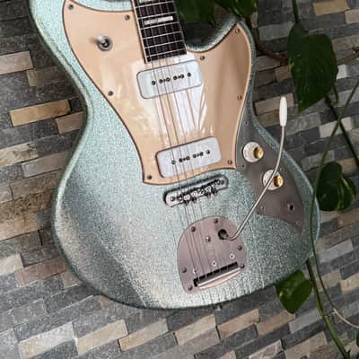 Novo Serus J 2022 - Ice Blue Sparkle Mastery image 2