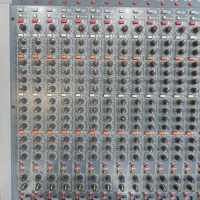 Soundcraft Studiomaster P7 16 Channel Mixer image 5