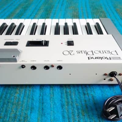 Roland Piano Plus 20 Electronic Piano HP-20 / 80's Synthesizer