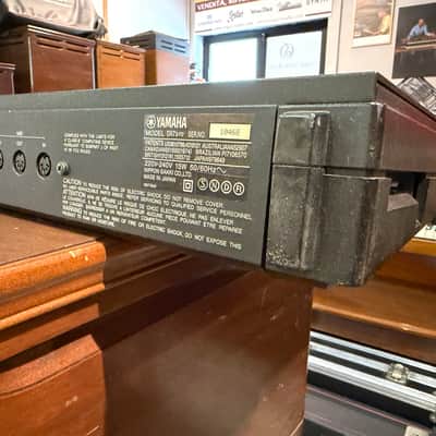 Yamaha DX7 IIFD image 10
