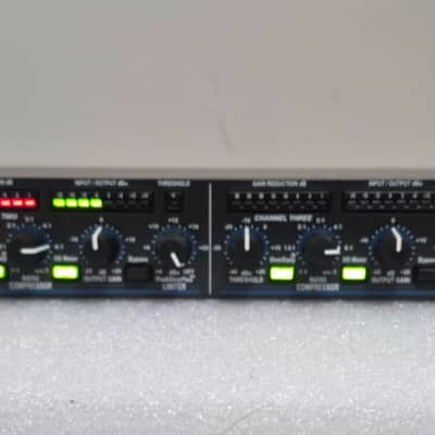 Dbx 1046 Quad Compressor/Limiter 2000s - Black image 3