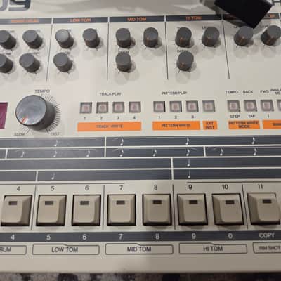 Immagine Roland TR-909 Rhythm Composer - 6