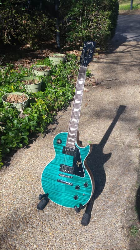 Gibson Les Paul Signature 2014 Caribbean Blue in Excellent Condition - STUNNING! image 1