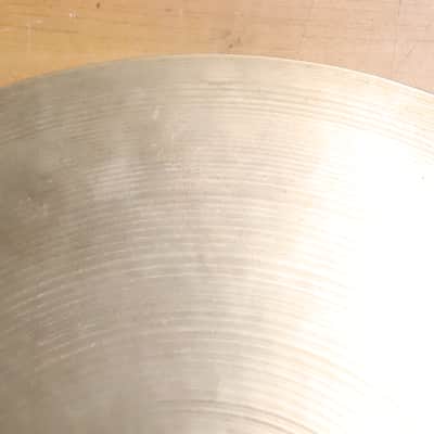 Zildjian 14" A. Avedis Thin Crash Cymbal 698g's Vintage 1970's image 2