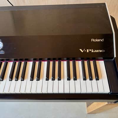 Roland V-Piano 88-Key Digital Piano 2009 - 2012 - Black image 5