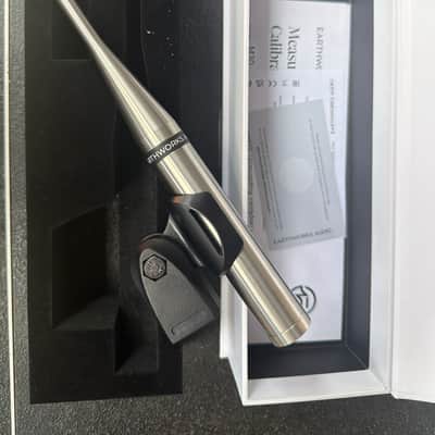 Earthworks M30 Omnidirectional Measurement Microphone 2010s - Silver image 3