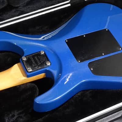 Charvel Fusion Deluxe with Rosewood Fretboard 1989 - 1991 - Pearl Blue image 8