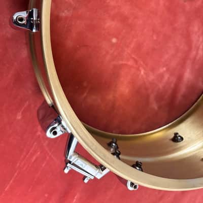 Yamaha RRS-1455 Recording Custom 5.5x14" Brass Snare Drum 2016 - Present - Brass/Chrome image 10