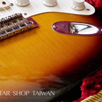 2018 Fender Custom Shop 1957 Stratocaster Journeyman Relic-Sunburst. image 5