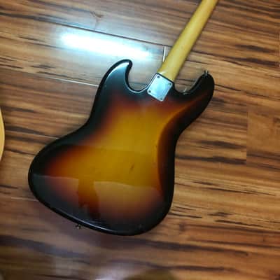 Squier by fender JV seriea 62's jazz bass 1984 3 tsb image 4