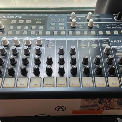 Arturia Drumbrute