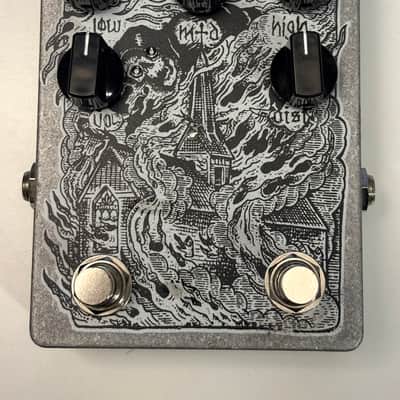Abominable Electronics Throne Torcher 2015 image 1
