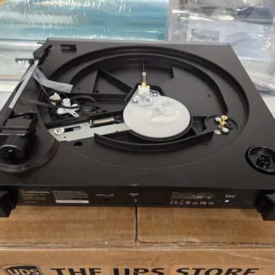 Audio-Technica AT-LP60X-GM Fully Automatic Belt-Drive Turntable, Gun Metal image 7
