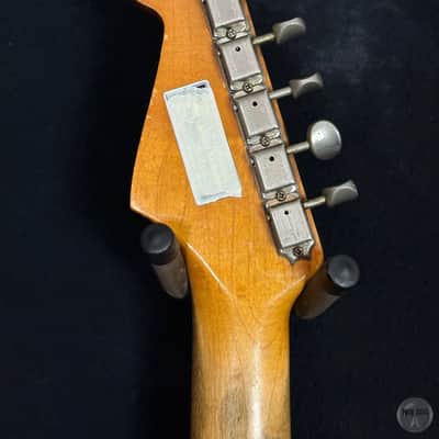 Fender Stratocaster from 1965 in sunburst finish image 8