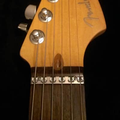 Fender American Deluxe Stratocaster 2011 Pearl + Lindy Fralin pickups image 5