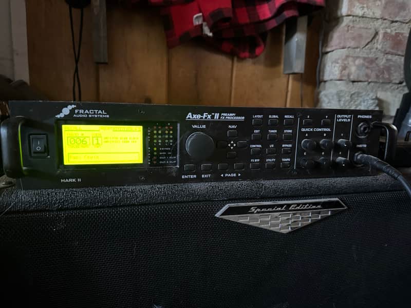 Fractal Audio Axe-FX II 2011 - 2012 - Black image 1