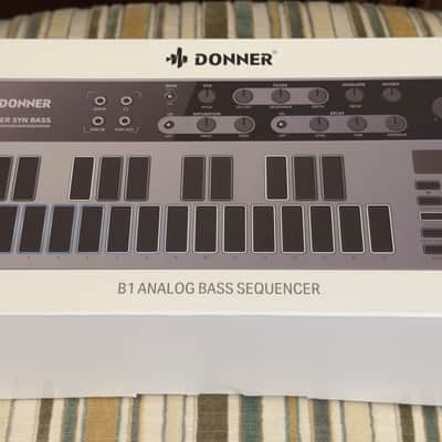 DONNER B1 - IN LIKE NEW CONDITION! image 8
