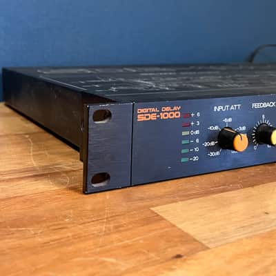 Roland SDE-1000 Digital Delay - Black image 4