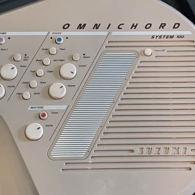 Suzuki OM-100 Omnichord w/ Case *serviced* image 3