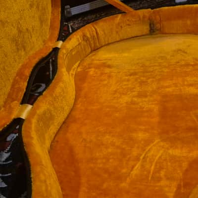 Gibson Vintage 1960's 'Faultless' model 515 case image 4