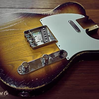 Telecaster Body 3-Tone Sunburst Relic - 60's Style Aged Nitro image 7