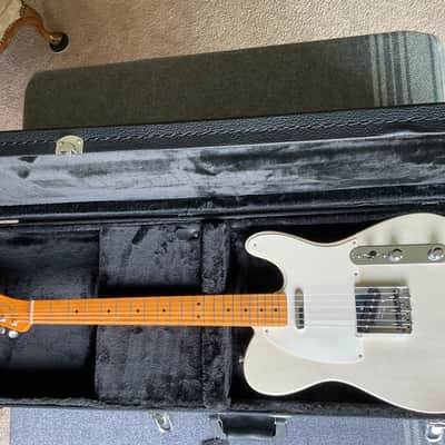 Fender Classic Series '50s Telecaster Lacquer 2014 - 2017 White Blonde image 3
