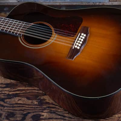 Guild USA D-25-12 1995 - Antique Burst image 6