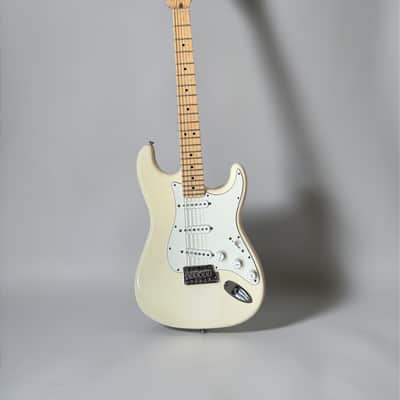 Fender American Standard Stratocaster with Maple Fretboard 2008 - Olympic White image 1