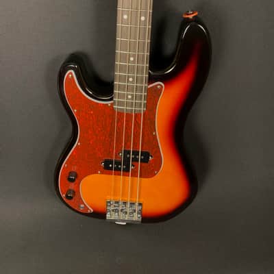 Sawtooth Lefty Bass 2000s - Sunburst image 9
