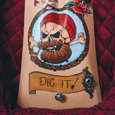 MADE TO ORDER - HANDMADE - Death Tattoo 3 strings Shovel Guitar 2023 - Black image 10