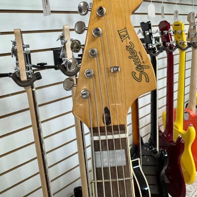 Squier Classic Vibe Bass VI - 3-Color Sunburst image 2
