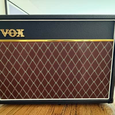 Vox AC15C1X Custom 2-Channel 15-Watt 1x12" Blue Alnico Guitar Combo - AS NEW CONDITION image 17