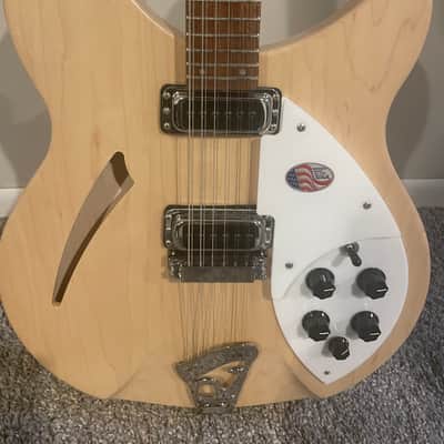 Rickenbacker 330 12 2022 Mapleglo image 4