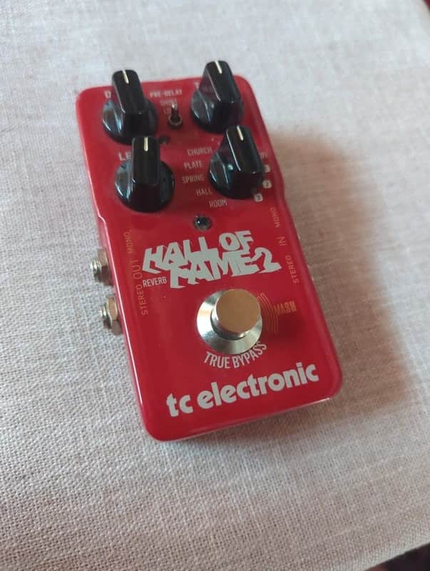 TC Electronic Hall of Fame 2 Reverb 2017 - Present - Red image 1