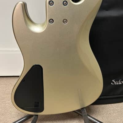 Sadowsky MetroExpress Vintage J/J 5 String Bass w/Morado Fingerboard 2024 - Champagne Metallic image 4