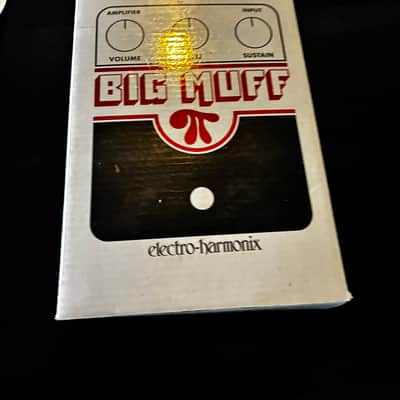 Electro-Harmonix Big Muff Pi 2000 - Present - Silver / Black / Red image 2