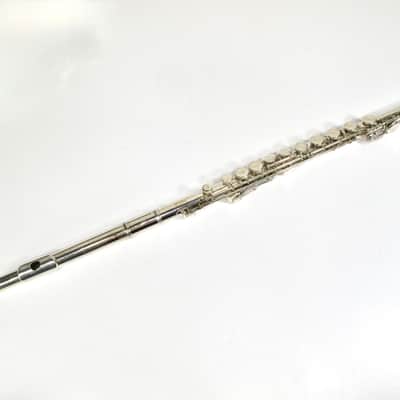 King Cleveland 610 Silver-Plated Open Hole Student Model Flute w/ Case image 7