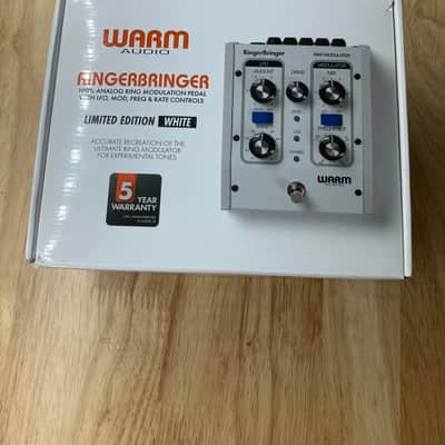 Warm Audio RingerBringer Ring Modulator Effects Pedal Regular Limited Edition White image 4
