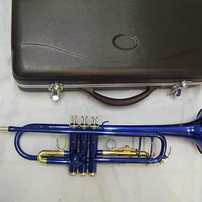 Blue and gold Trumpet with case and mouthpiece image 2