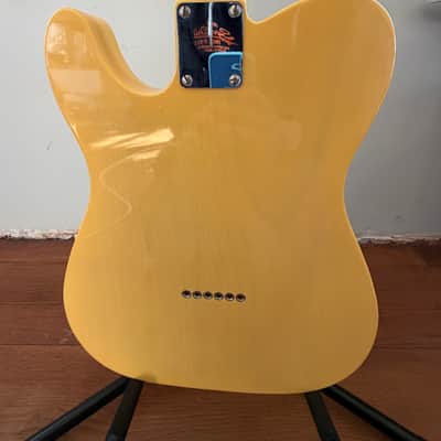 Fender American Vintage '52 Telecaster 2010 - 2017 Butterscotch Blonde - MINT image 2