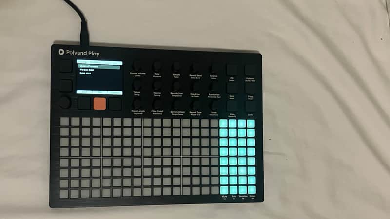 Polyend Play Sample-Based MIDI Groovebox 2022 - Present Black image 1