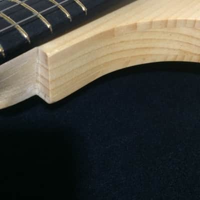 Violin.  leigh.  4/4  fretted electric image 7