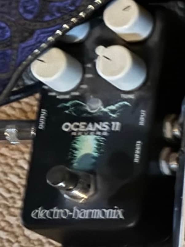 Electro-Harmonix Oceans 11 Reverb 2018 - Present - Black image 1