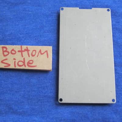 used genuine Boss Blue Label Japan Bottom Plate MISSING Serial Number (from 1990) - center area of back edge has cut out for power jack (was originally from a DD-3 pedal) NO pedal / NO other items / NO screws image 11