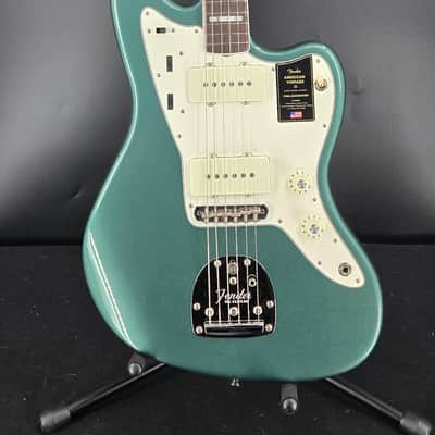Fender American Vintage II 1966 Jazzmaster®, Rosewood Fingerboard, Sherwood Green Metallic image 2