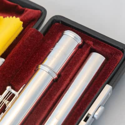 Yamaha YFL-461 All Silver Intermediate Flute Open-hole C-foot *Made in Japan *Overhauled New Pads image 5