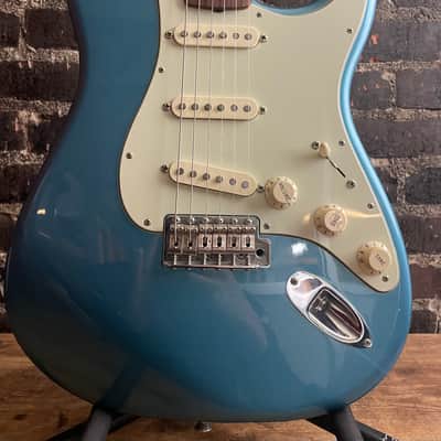 Fender Classic Series '60s Stratocaster | Reverb