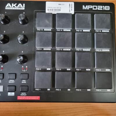 Akai MPD218 2015 - Present - Black image 1