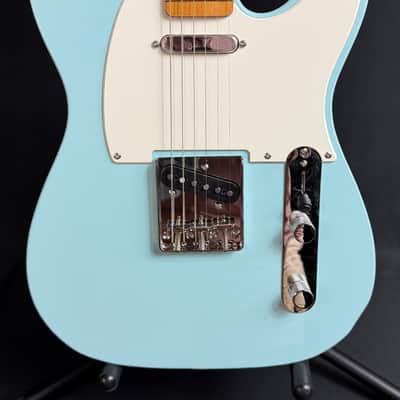 Squier Classic Vibe 50's Telecaster Electric Guitar Sonic Blue Finish (063) image 2