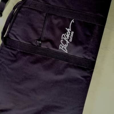 B.C. Rich Padded Gigbag XXL to L Guitars and Baases image 2